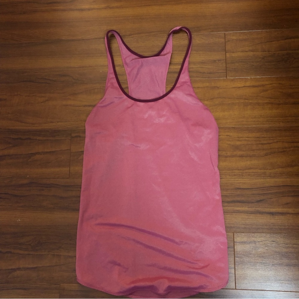 Lululemon tank top